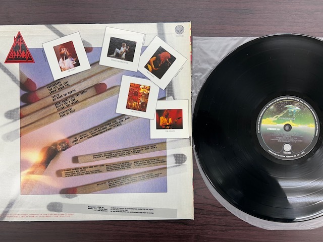 美品LP★DEF LEPPARD/デフ・レパード★炎のターゲット/PYROMANIA/国内盤（1983年）★新品保護袋付★MetallicaMOTLEYCRUEIRONMAIDENMegadeth_画像2