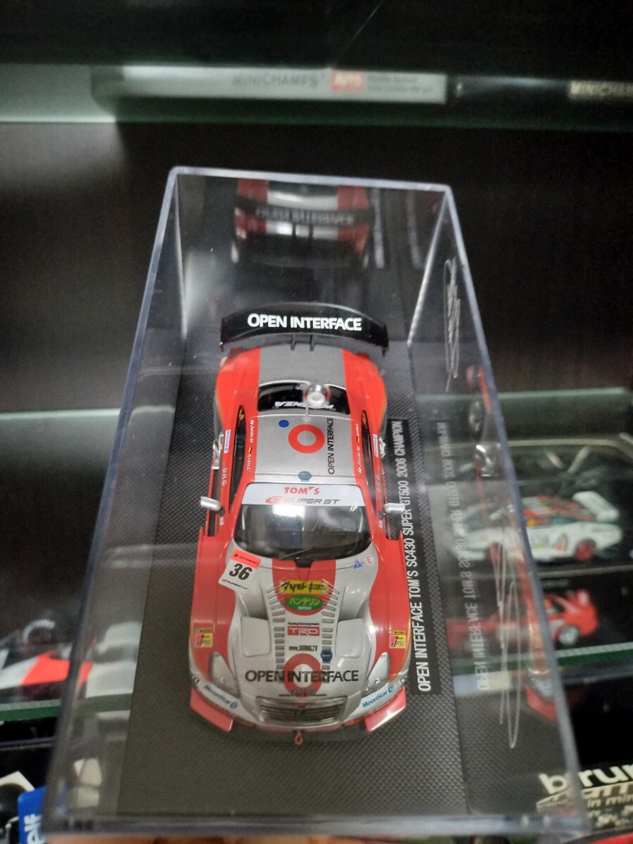 1/43エブロ スーパーGT500 2006チャンピオンTOM'S SC430の画像7