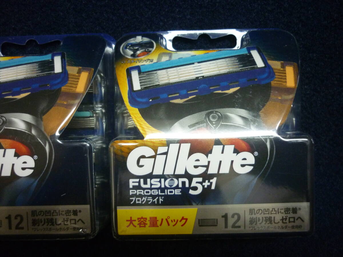 新品　送料無料　ジレット　フュージョン5＋1　プログライド　替刃 12コ入×2箱 ( 替刃合計 24コ )　Gillette　FUSION　PROGLIDE _画像3