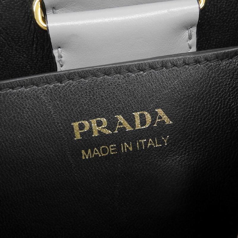 プラダ PRADA パニエ 2WAYバッグ ハンドバッグ ショルダーバッグ サフィアーノ レザー グレー ブラック 1BA212 中古 新入荷 OB1783_画像6