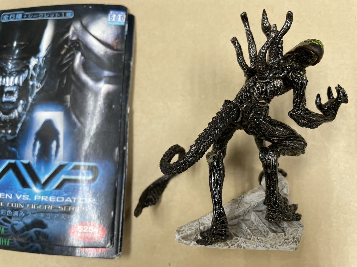 No41 Kotobukiya AVP Alien VS Predator Alien fi gear * key holder set 