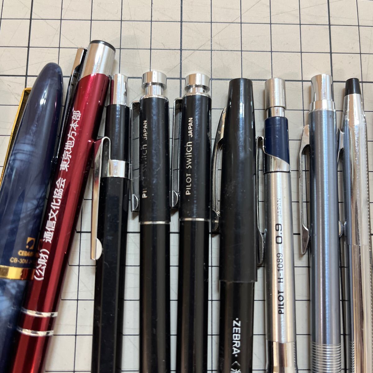 昭和レトロ シャーペン ボールペン PILOT TOMBOW chromaticの画像3