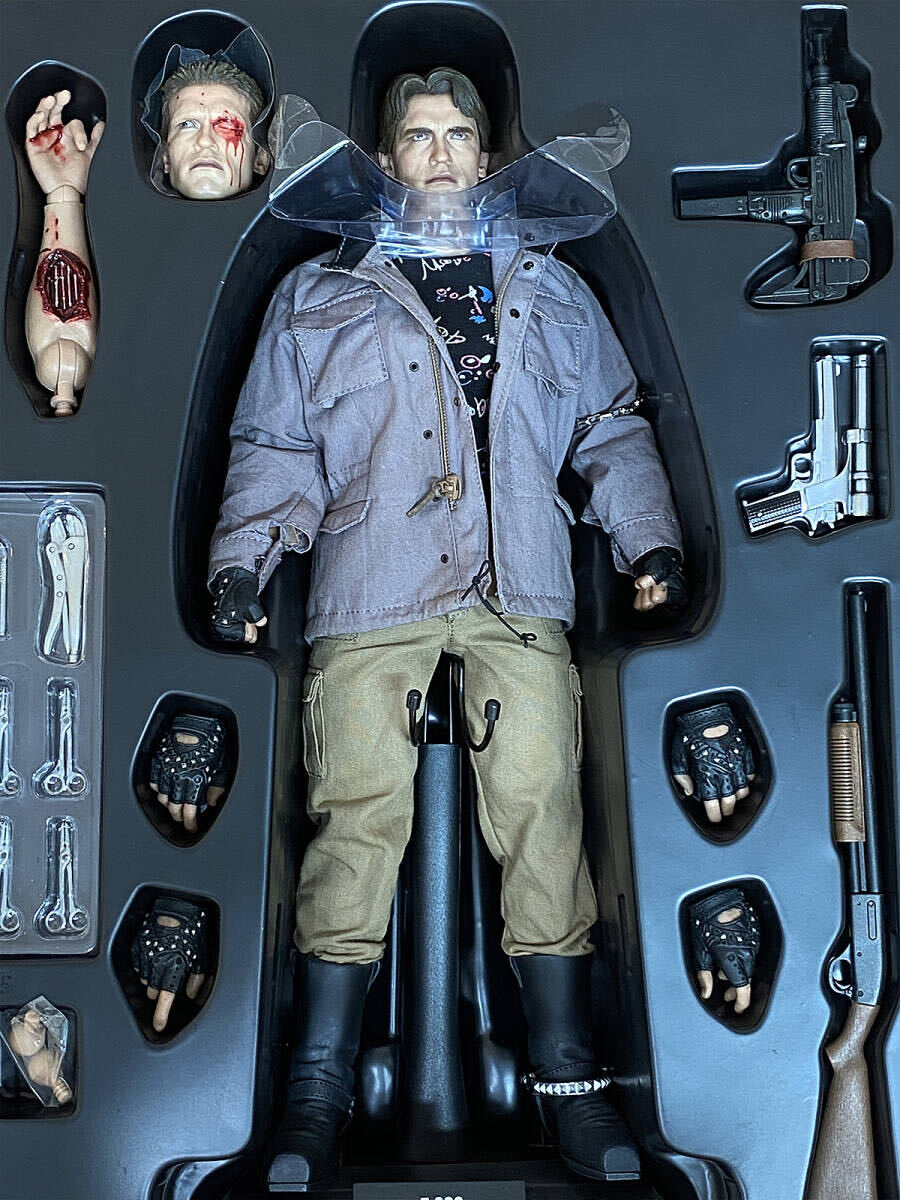 HotToys ムービー・マスターピース 1/6 ターミネーター T-800 ホットトイズ の画像3