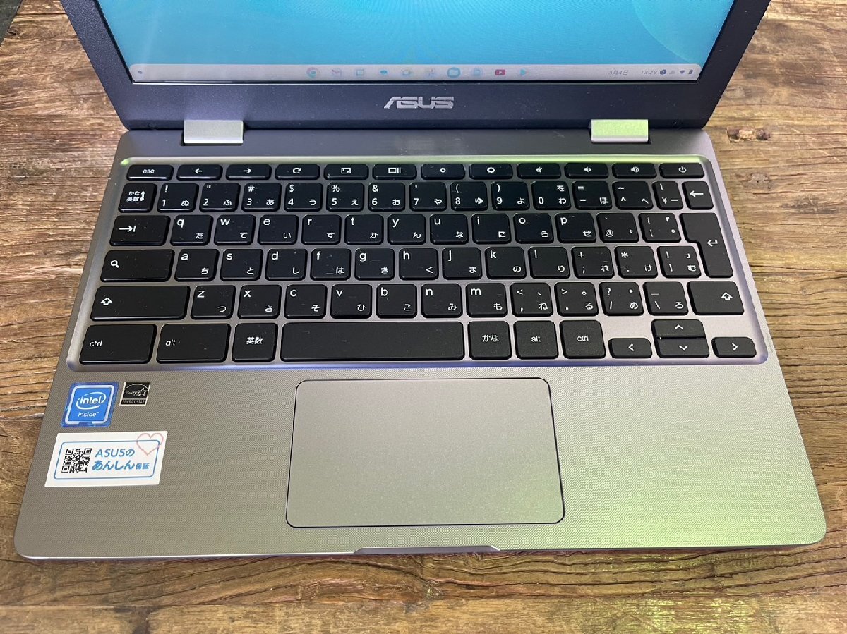 ASUS Chromebook ノートパソコン C223NA C223NA-GJ0018 32GB 4GB intel celeron N3350 1.10GHz Chrome OS クロームブック 美品の画像3