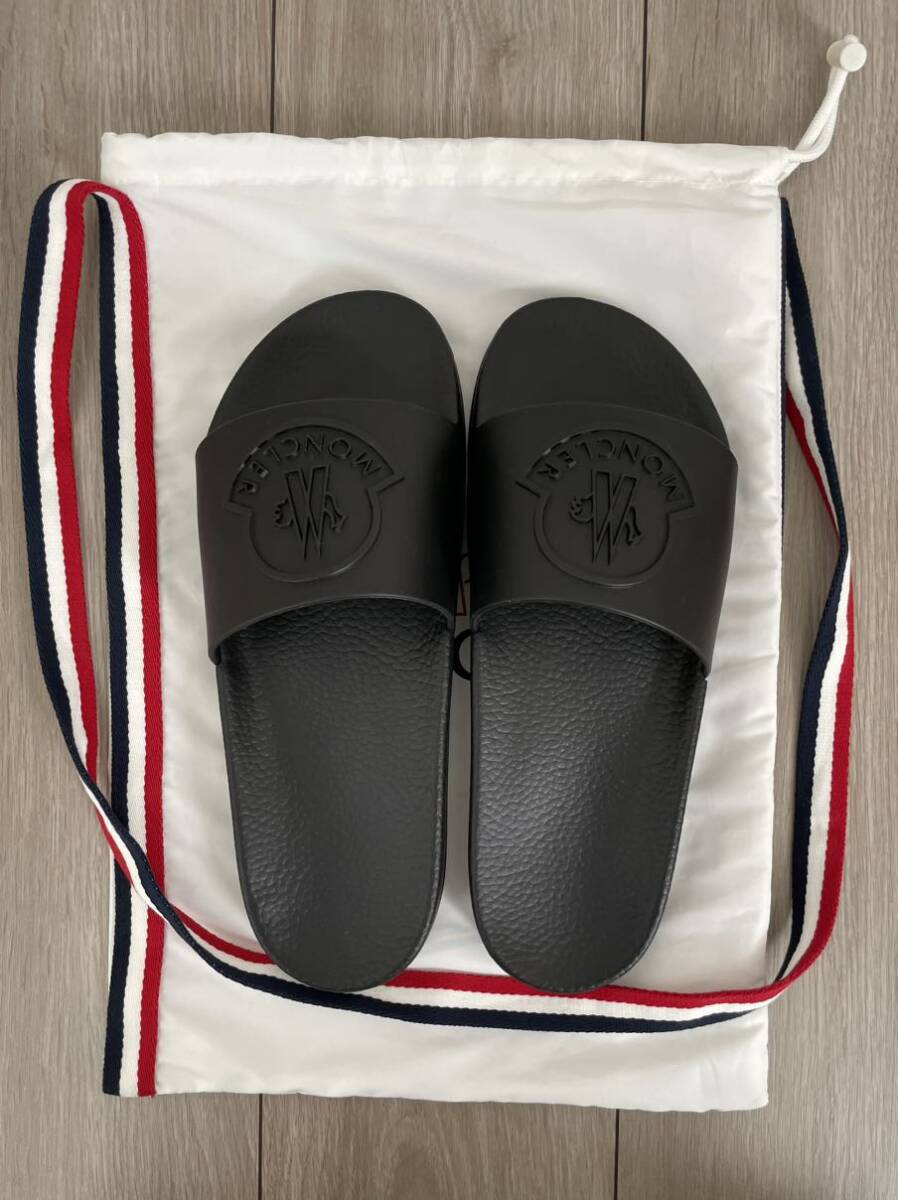 激レア MONCLER モンクレール BASILE POOL SLIDE スリッパ ブラック UK 8 27 cmの画像3