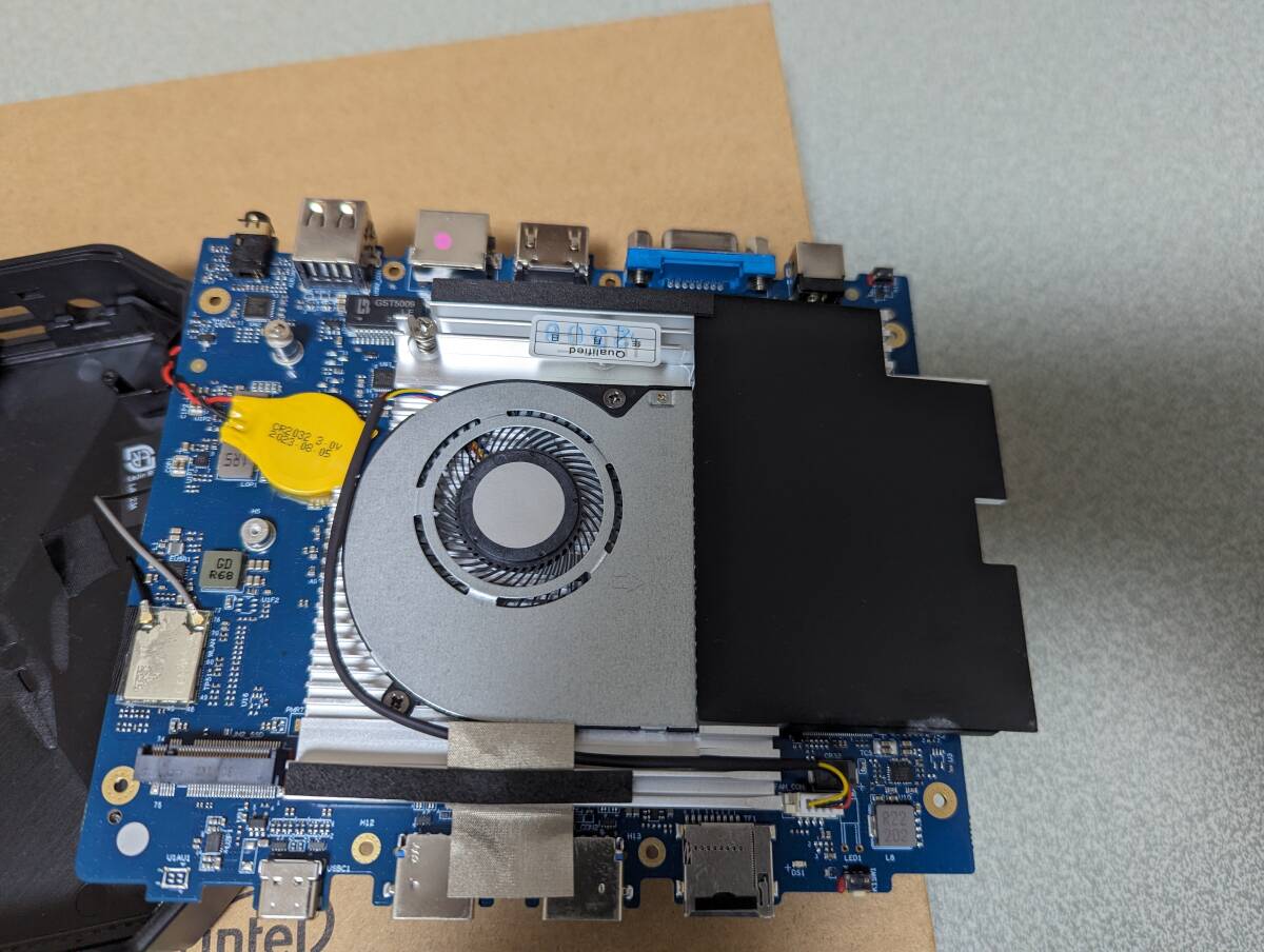 ジャンク品CHUWI Herobox 2023 SSDなし Intel N100の画像4