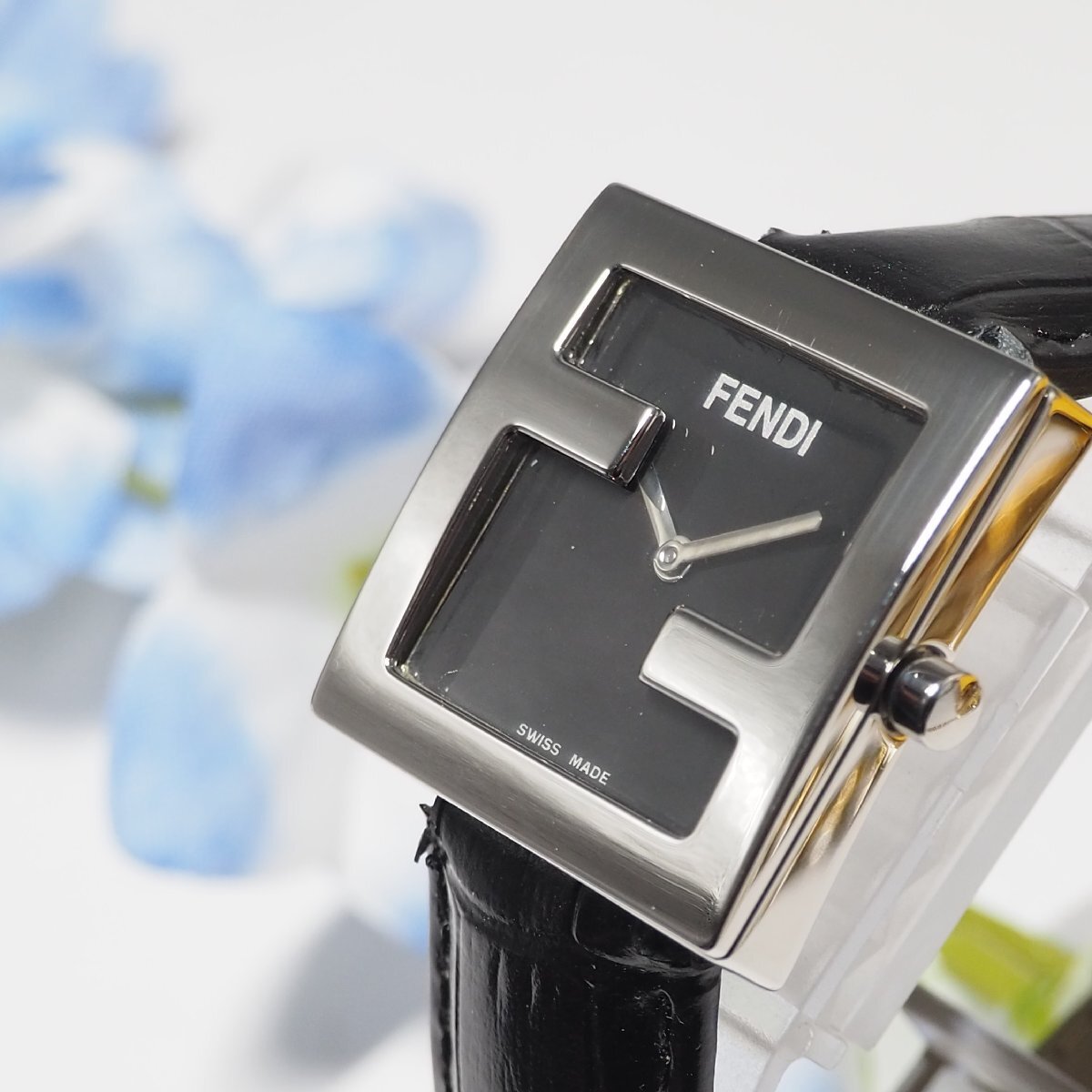 フェンディ FENDI フェンディマニア 革ベルト メンズ 腕時計 シルバー C358_画像1