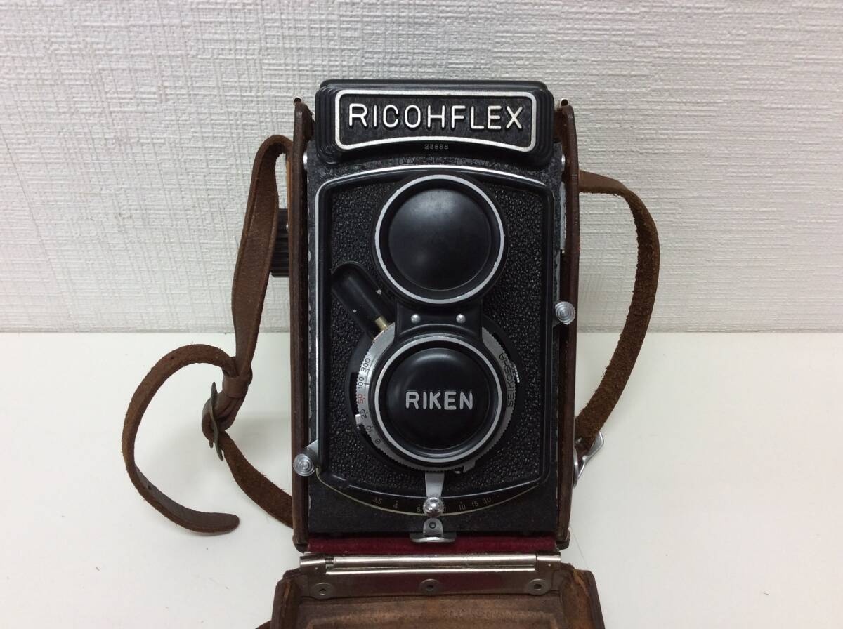 ■5135 美品 リコー Ricohflex RIKEN RICOH 8cm F3.5 ケース付き 二眼カメラ 動作未確認の画像1