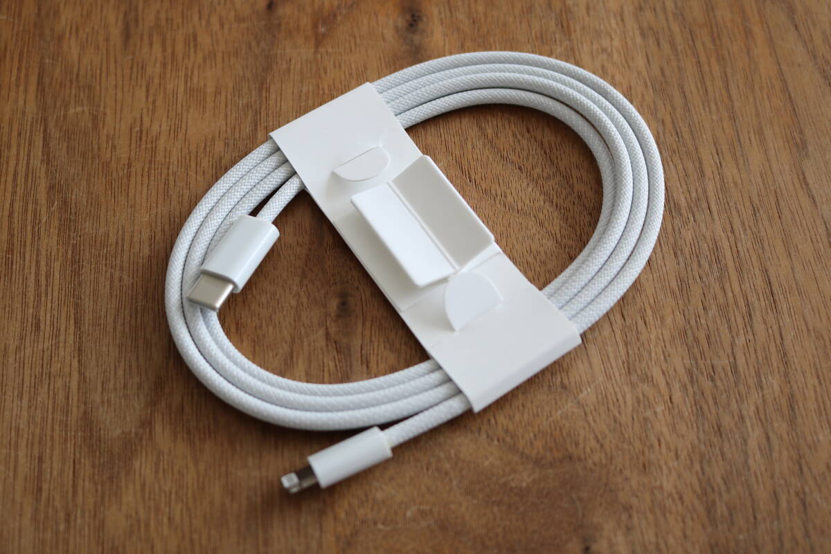 Плетенный USB-C Lightning Cable не используется