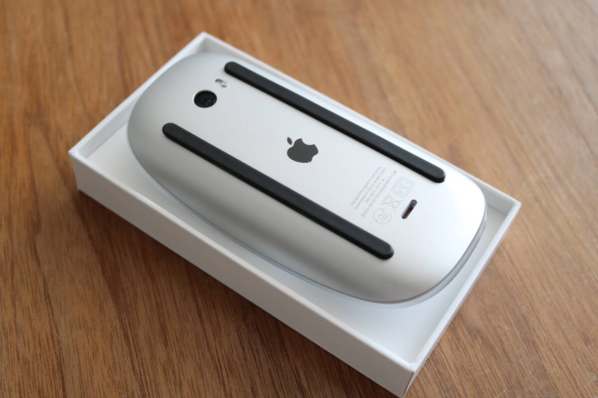 [未使用に近い/現行モデル] Apple純正 Magic Mouse White（Multi-Touch対応）Wireless Model A1657 MK2E3J/A マジックマウス ホワイト