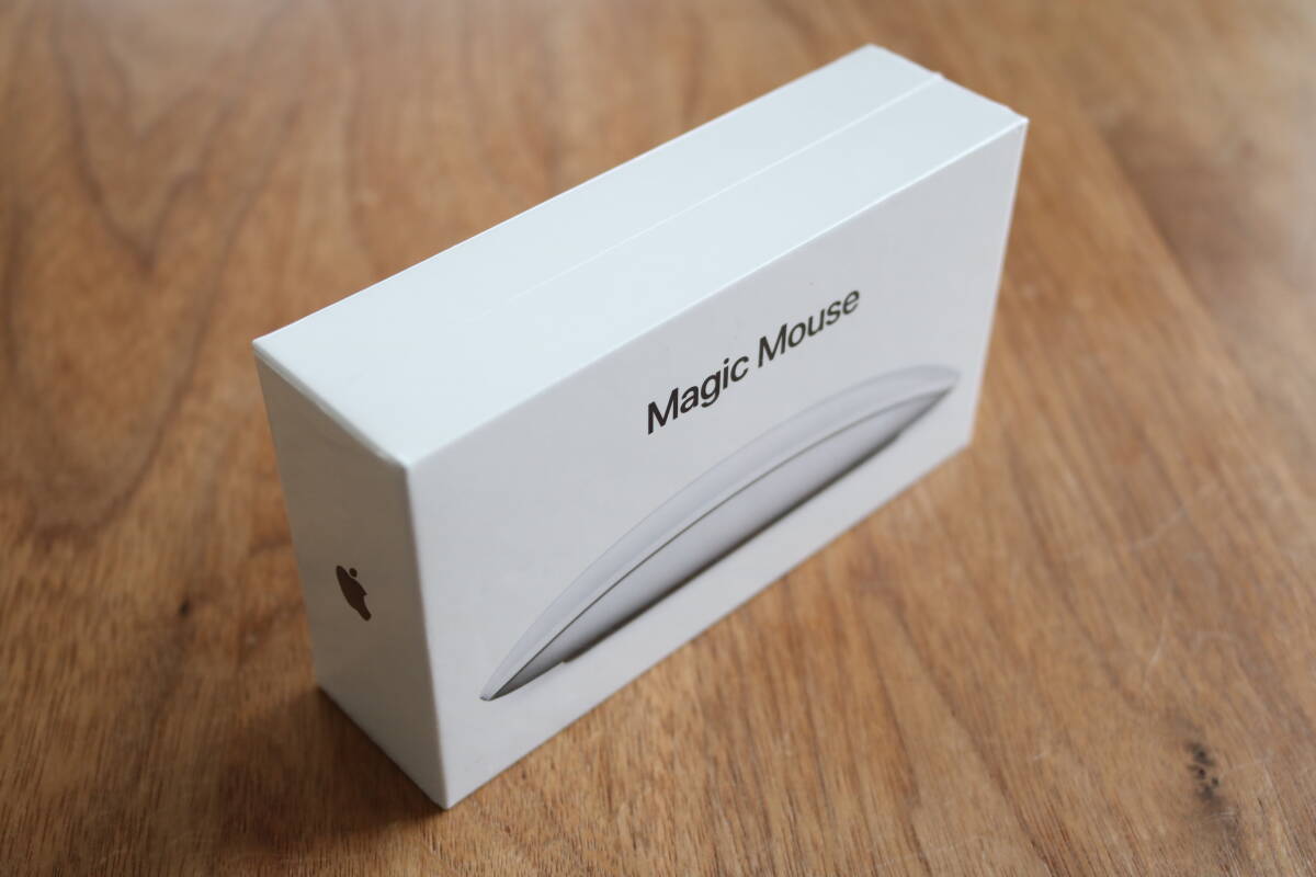 [新品未開封/現行モデル] Apple純正 Magic Mouse White（Multi-Touch対応）Model A1657 MK2E3AM/A マジックマウス ホワイト_新品未開封！（シュリンク包装）