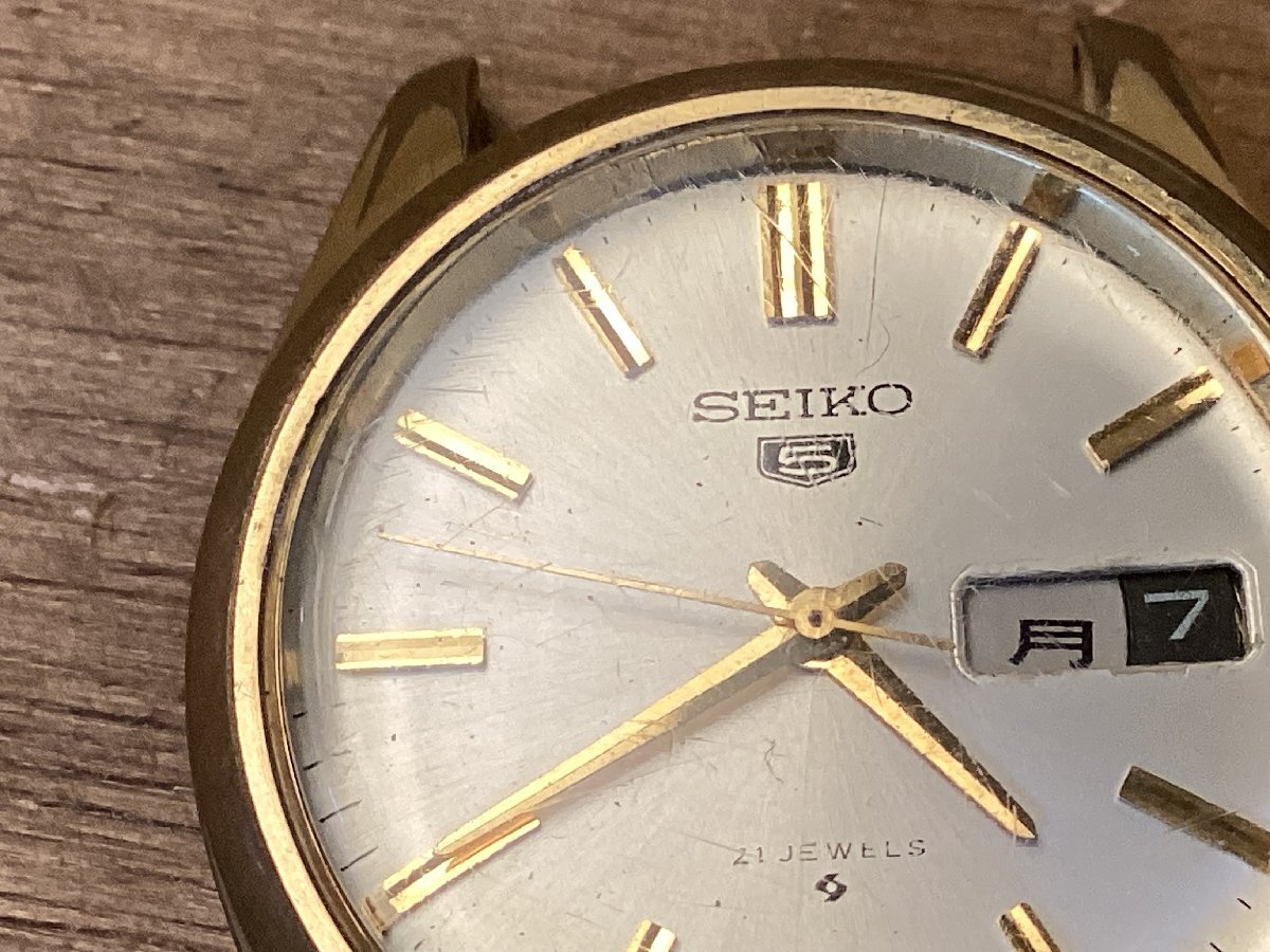 TT-2399 ■送料込■ SEIKO セイコー 5 メンズ アナログ 手巻 21石 防水 腕時計 時計 6119-8020 46g●動作品 /くGOら_画像9