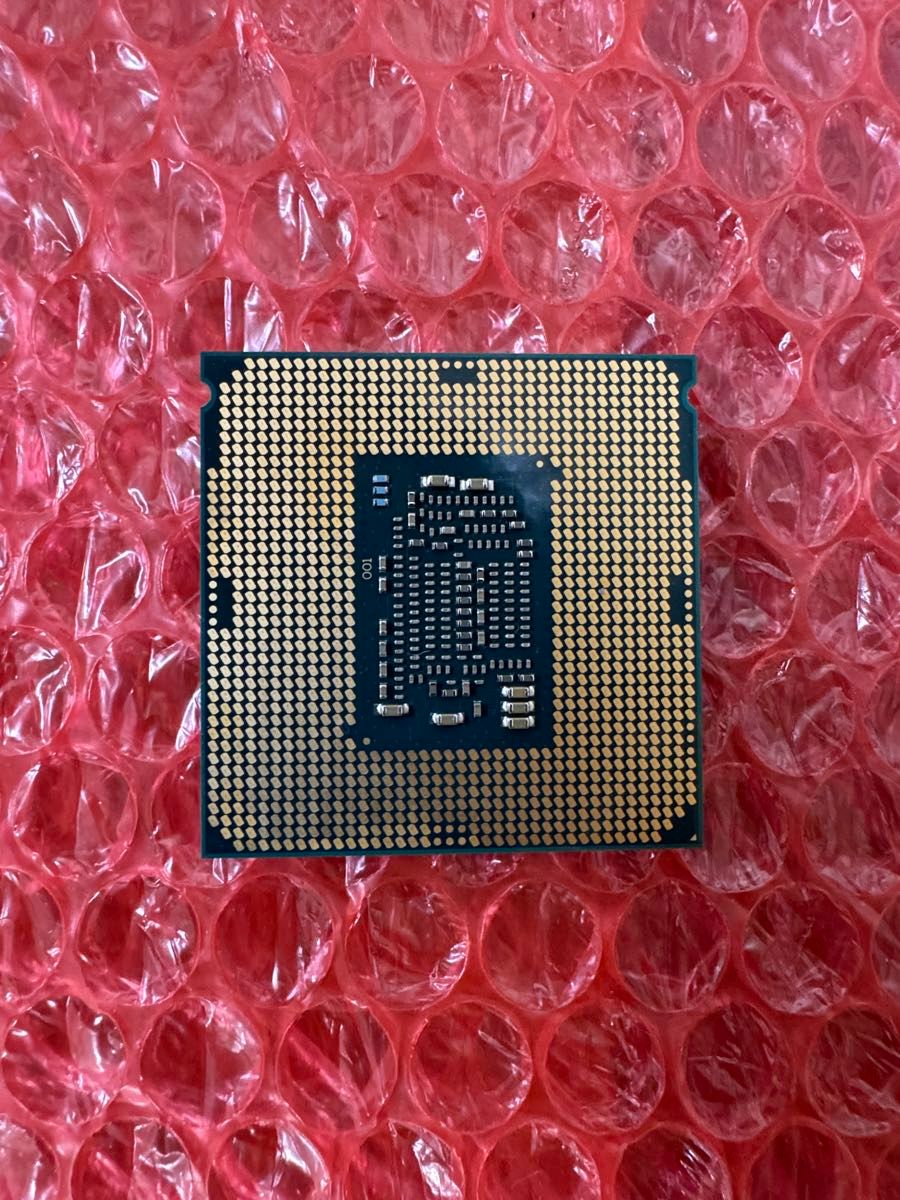 CPU intel core i3 8100 第8世代 動作確認品