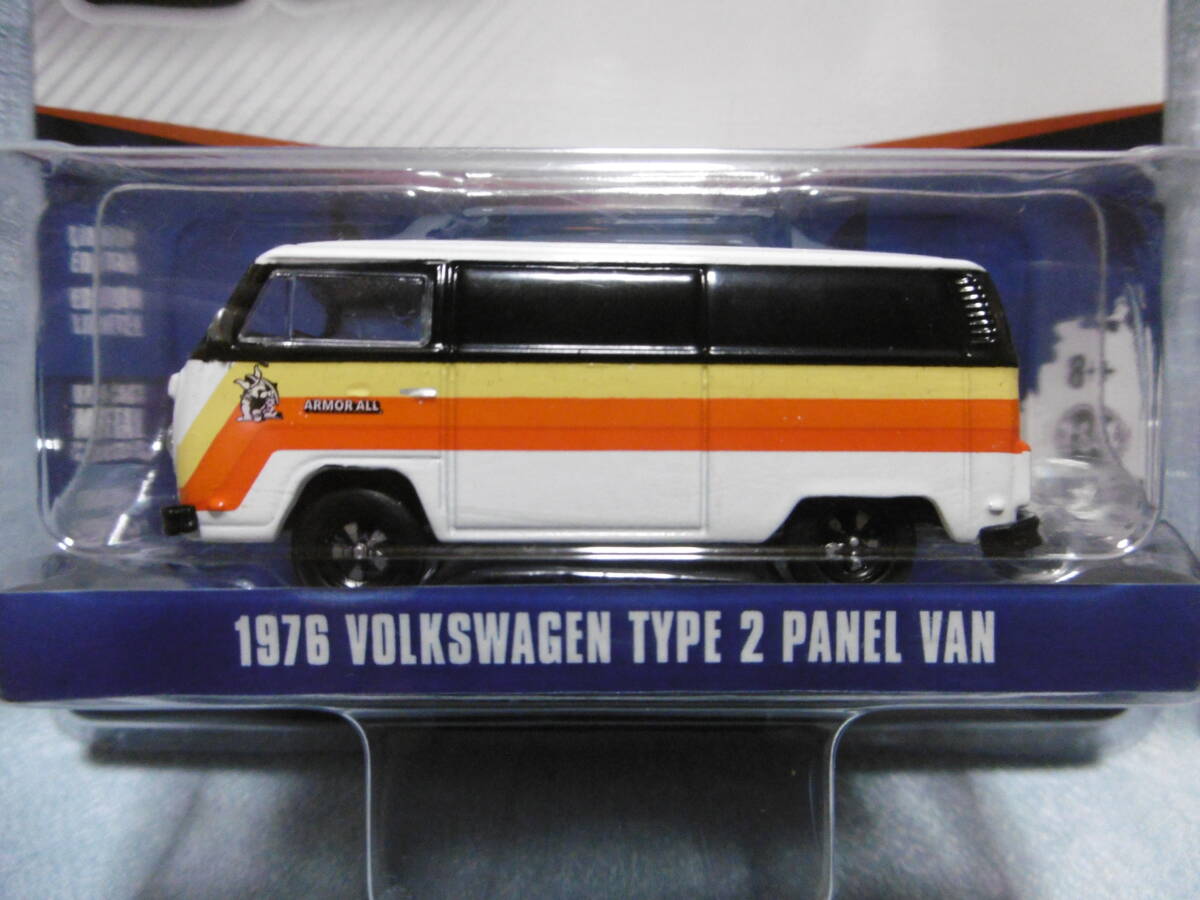 未開封未使用品 GREENLiGHT グリーンライト CLUB V-DUB 1976 VOLKSWAGEN TYPE 2 PANEL VAN & 1978 VOLKSWAGEN TYPE 2 BUS 2台組の画像2