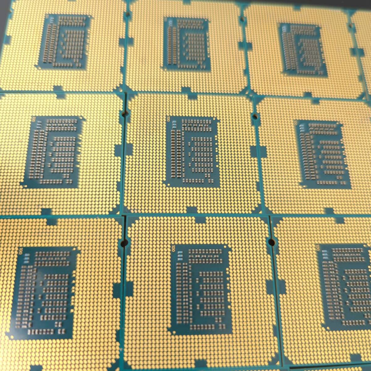 ジャンク 動作未確認 CPU 70枚 まとめ 大量 インテル INTEL CORE i5-3450×60/i5-4570×2/i5-3470×1 他 PCパーツ ジャンク 現状の画像3