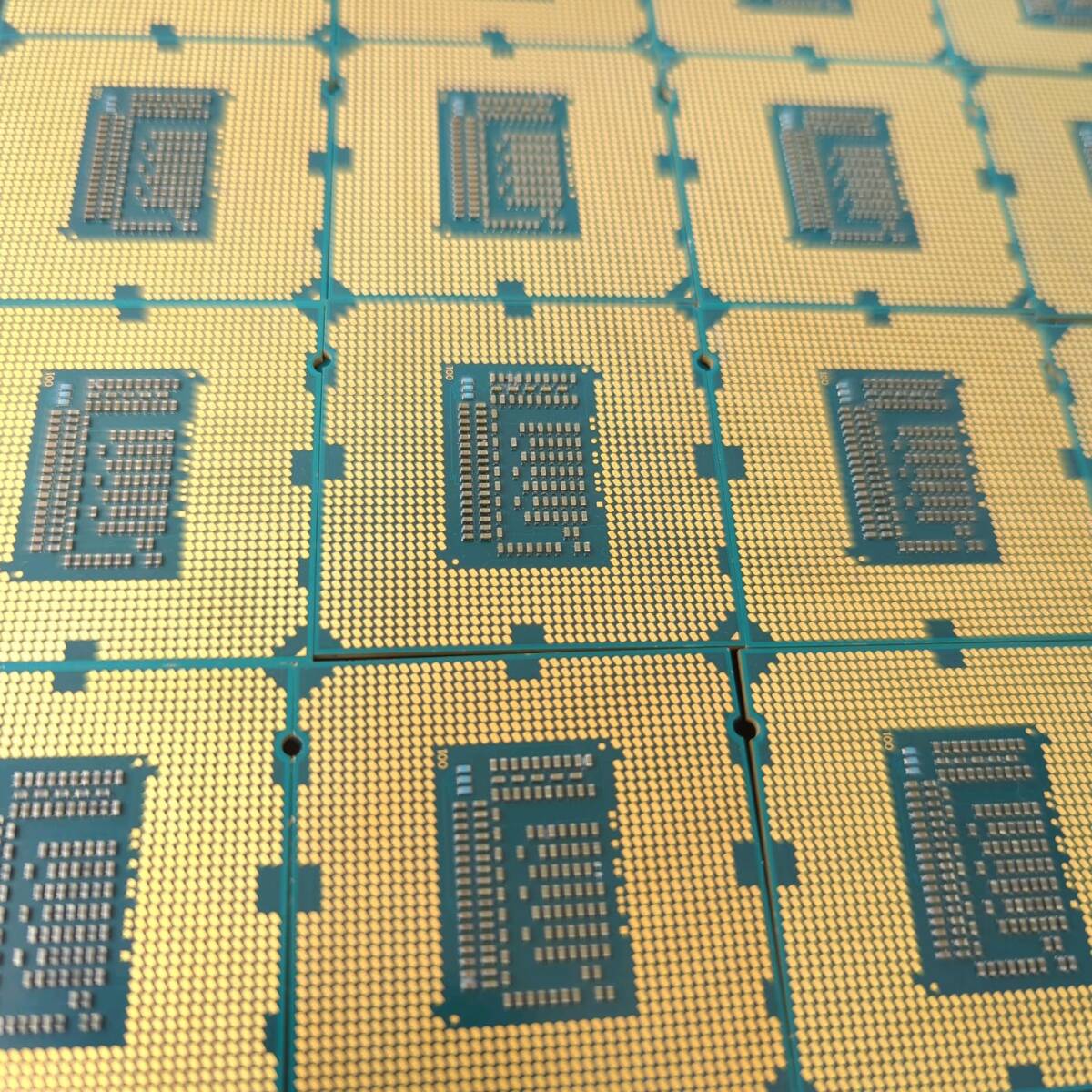 ジャンク 動作未確認 CPU 70枚 まとめ 大量 インテル INTEL CORE i5-3450×60/i5-4570×2/i5-3470×1 他 PCパーツ ジャンク 現状の画像5