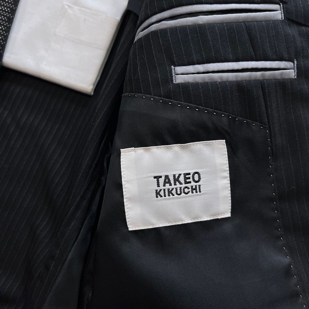 【新品】タケオキクチ TAKEO KIKUCHI スーツ セットアップ テーラードジャケット ストライプ ブラック L位の画像6