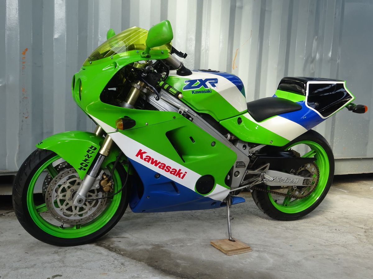 ☆KAWASAKI ZXR250 ZX250A A1モデル ツキギレーシング ビートテール レーサーレプリカ 旧車 全国配送可 YouTubeにて動画見れます 越谷市 _画像4