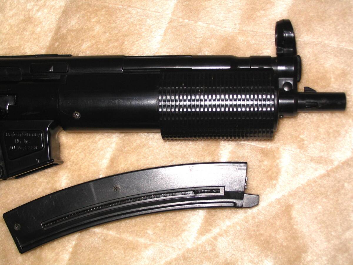 マルイ H&K MP5A3 ポンプアクション HK MP5 コッキング式エアガンの画像10