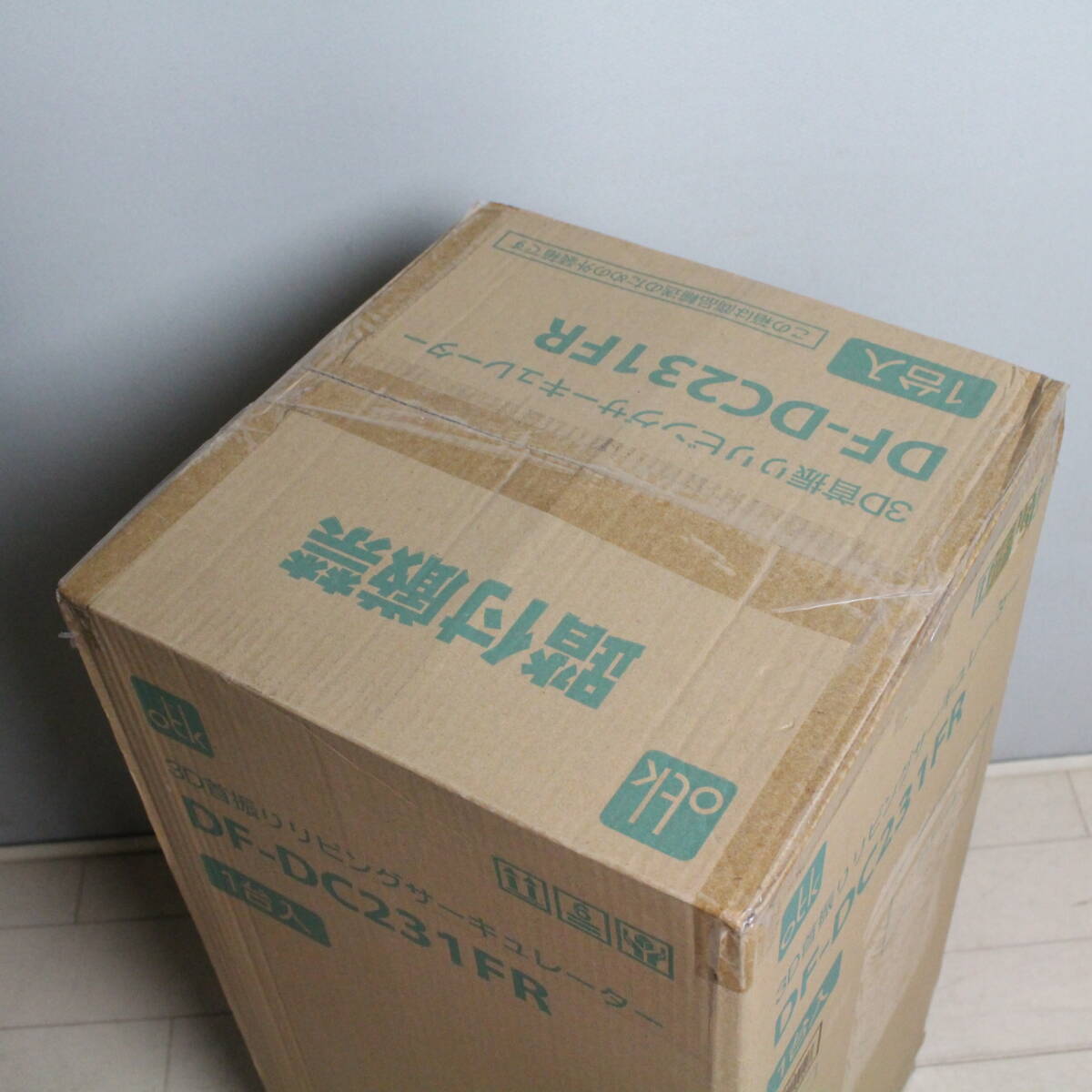 * new goods unopened ....DF-DC231FR DC living circulator 3D full remote control type ①