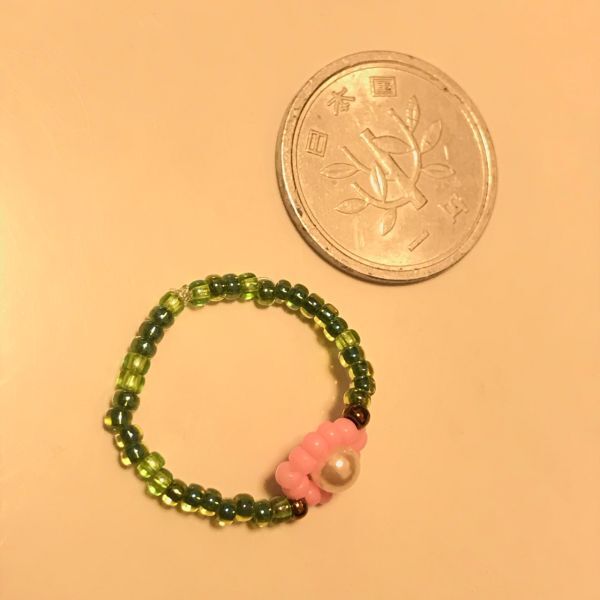 1円～ ♪ ハンドメイド 約13号 パールビーズとピンクのビーズのお花リングの画像2