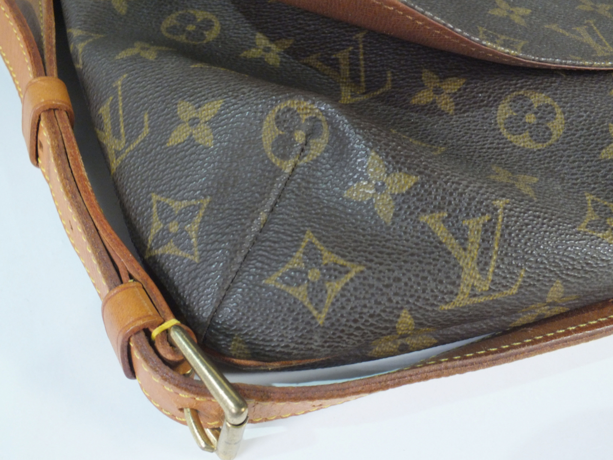 正規品 LOUIS VUITTON ルイ ヴィトン モノグラムミュゼットサル Ｍ51258 製造番号AS0999 ショルダーバッグ_画像3