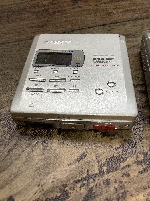 B1c MDWALKMAN SONY MZ-R55 Panasonic SJ-MR50 通電動作未確認のジャンク品 現状品の画像7