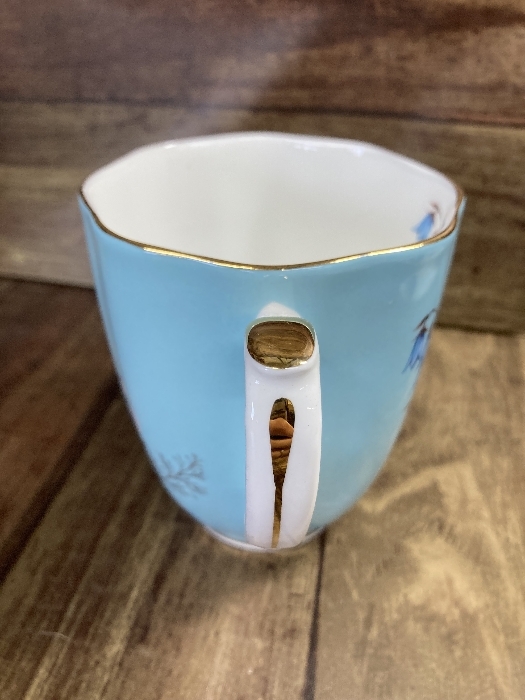 D2n ROYAL ALBERT BONE CHINA ロイヤル アルバート カップ 金彩 お茶 ティーカップ 洋食器 現状品の画像2