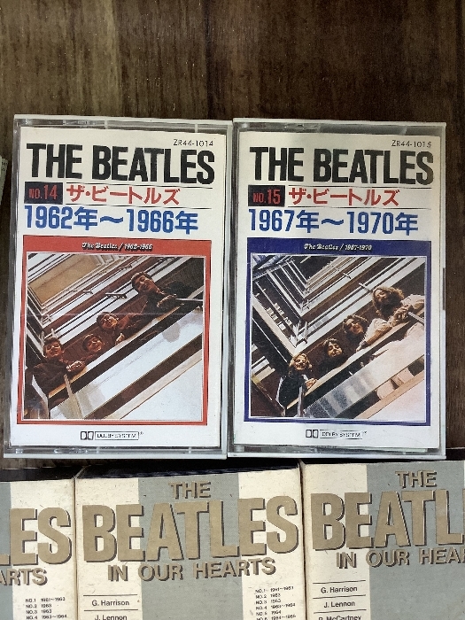 F3j ザ・ビートルズ　THE BEATLES 1967年～1970年 1962年～1966年 IN OUR HEARTS 1.5.6.7 カセットテープ レトロ 現状品_画像2