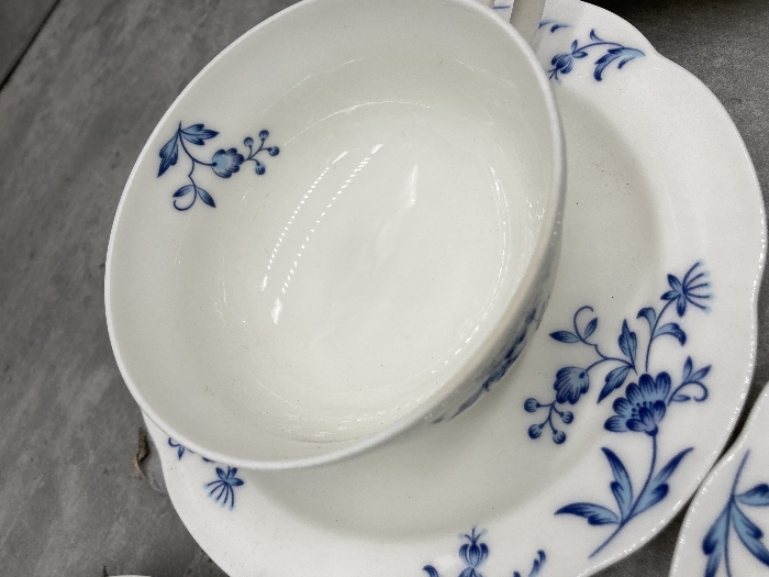 z1a Noritake ノリタケ 深皿 青い小花 クラフトーン カップ＆ソーサー まとめて 現状品 洋食器_画像5