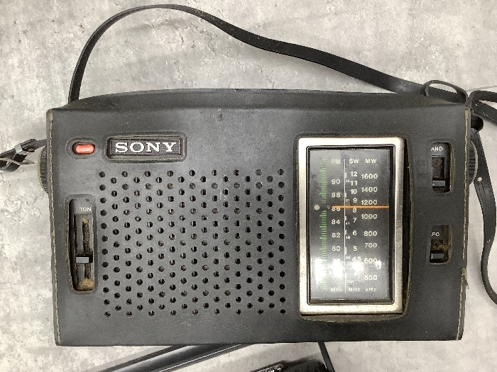 G2a SONY ソニー ラジオ ICF-5350 ICF-29 AM FM 昭和レトロ 2個セット 現状品_画像3
