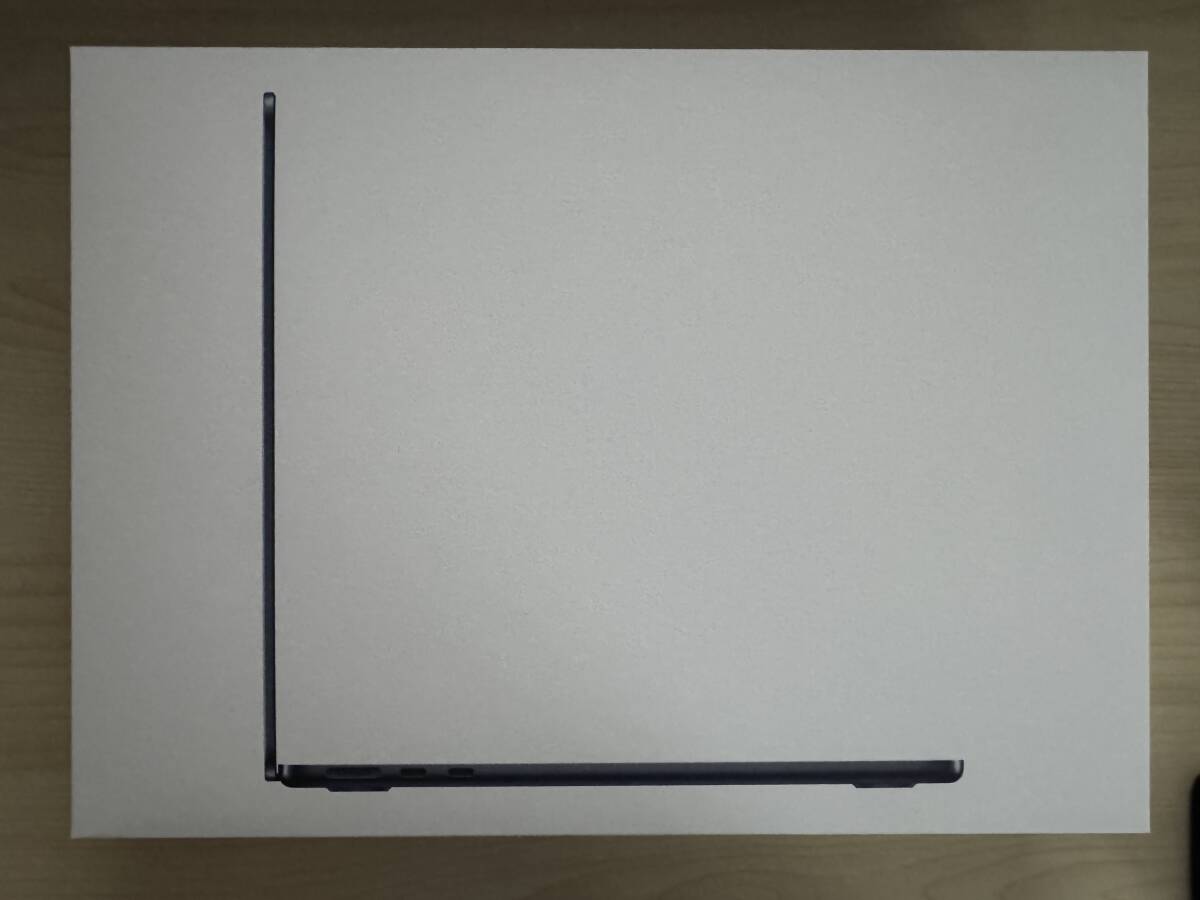 最新最安【新品未開封】M3 MacBook Air 13.6インチ Liquid Retinaディスプレイ ミッドナイト Early 2024/SSD256GB/メモリ8GB【送料無料】の画像1