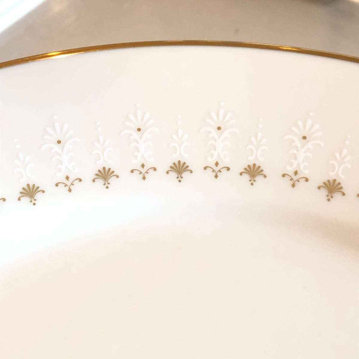 Noritake ノリタケ アイボリー チャイナ 大皿  27cm プレート 金彩 花柄