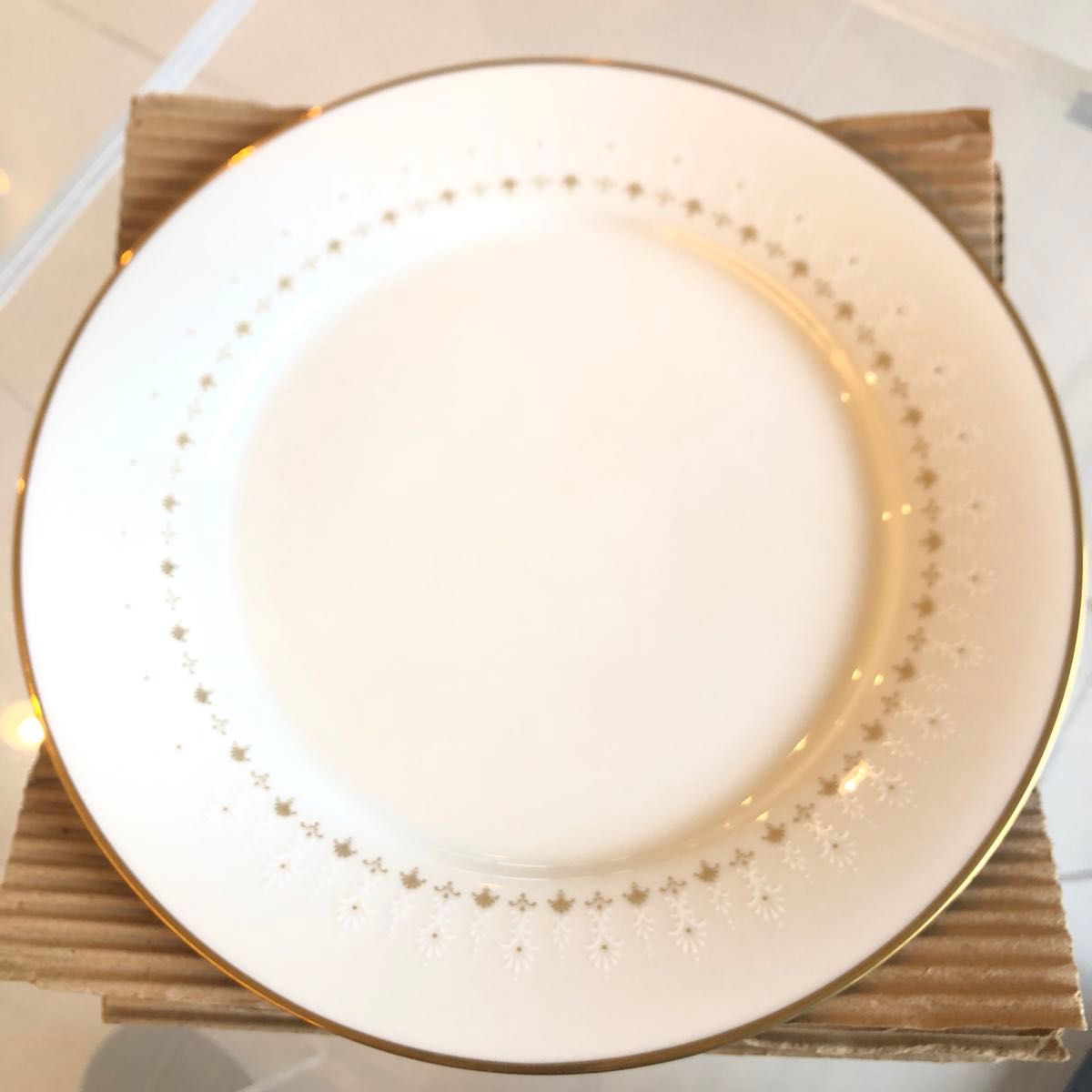 Noritake ノリタケ アイボリー チャイナ 大皿  27cm プレート 金彩 花柄