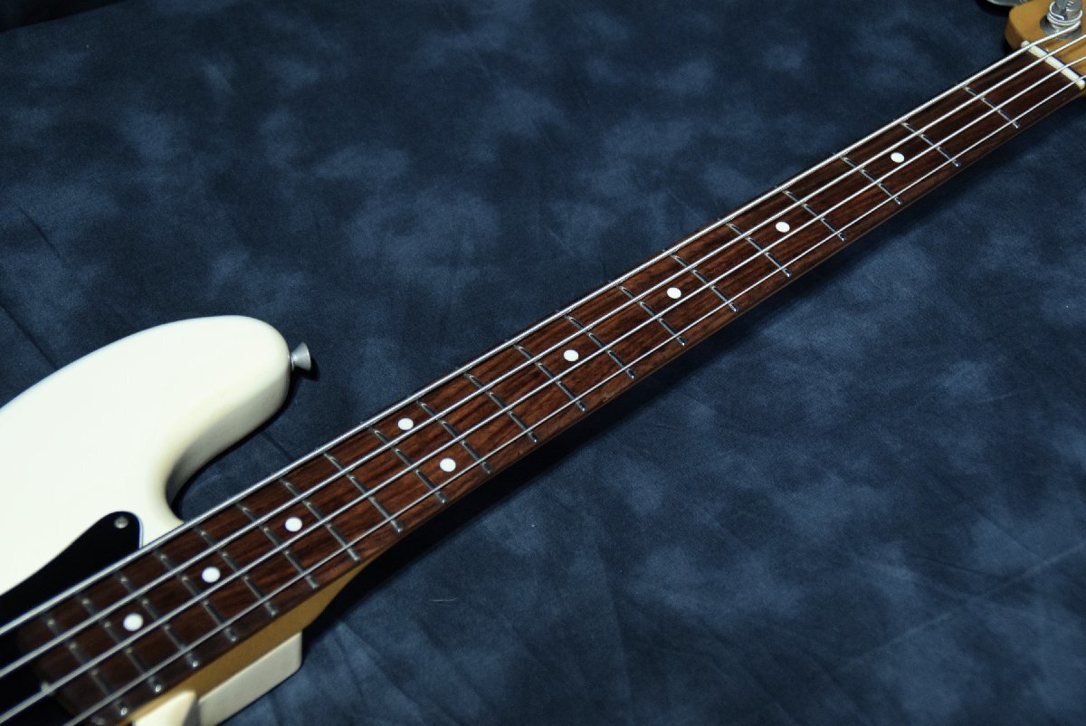 【中古】Fender Japan PB70-70US OWH フェンダージャパン プレシジョンベース【メンテナンス済】の画像3