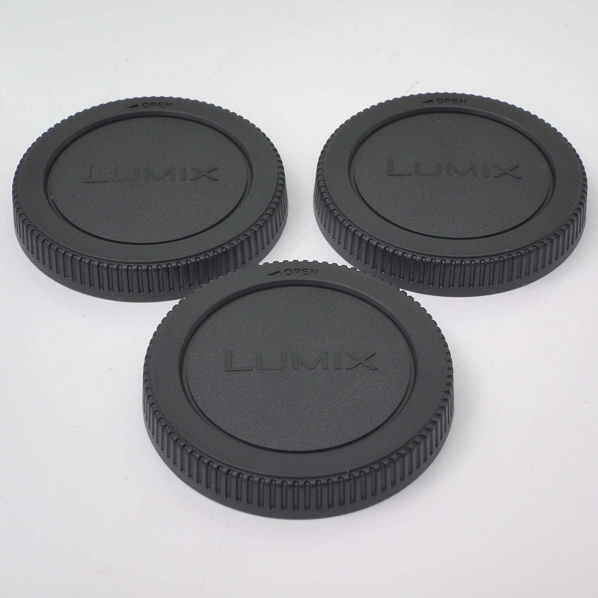 3個セット パナソニック LUMIX 純正 リア レンズ キャップ (リアキャップ) マイクロフォーサーズ規格レンズ用 オリンパスも可 開封未使用品_状態はきれいです