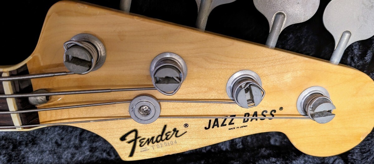 Fender Japan JAZZ BASS ハードレリック ジャズベース フェンダー ベース 4弦 T025104 HIP SHOT ヒップショット ブリッジ_画像2