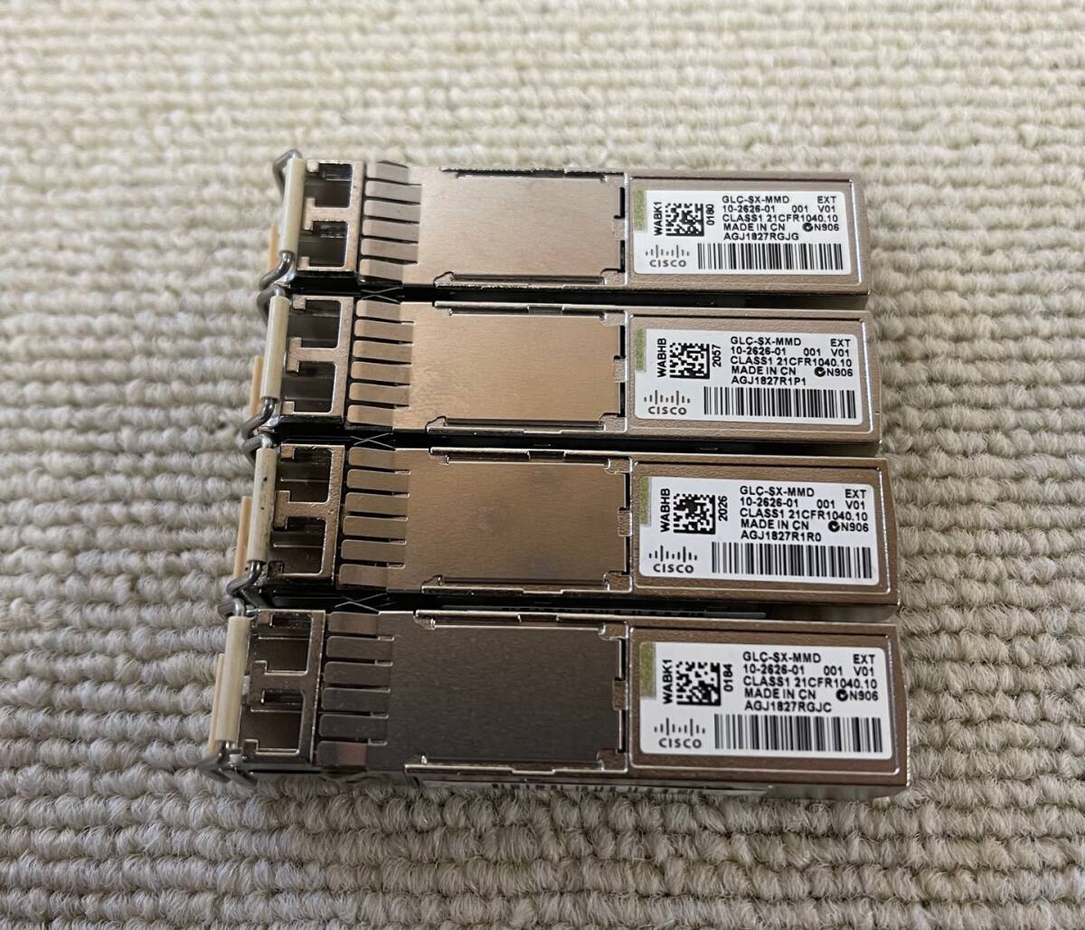 4本セット Cisco シスコ 純正 GLC-SX-MMD Transceiver Module 10-2626-01の画像1