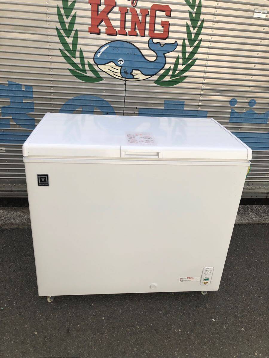 美品REMACOM／レマコム　電気冷凍庫★ＲＲＳ－２０３ＮＦ／ストッカー／冷蔵／チルド／２０３L／2021年製／Ｗ 960×Ｄ 530×Ｈ 890_画像1