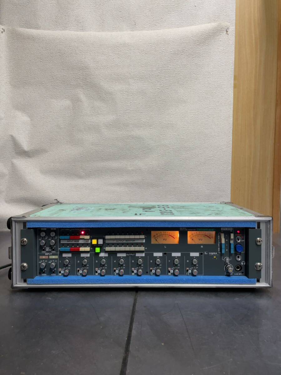 SIGMA SS-503 audio distributor ADA LINE MONITOR 8ch sound distributor Pro business use Sigma connection code exclusive use hard case attached 