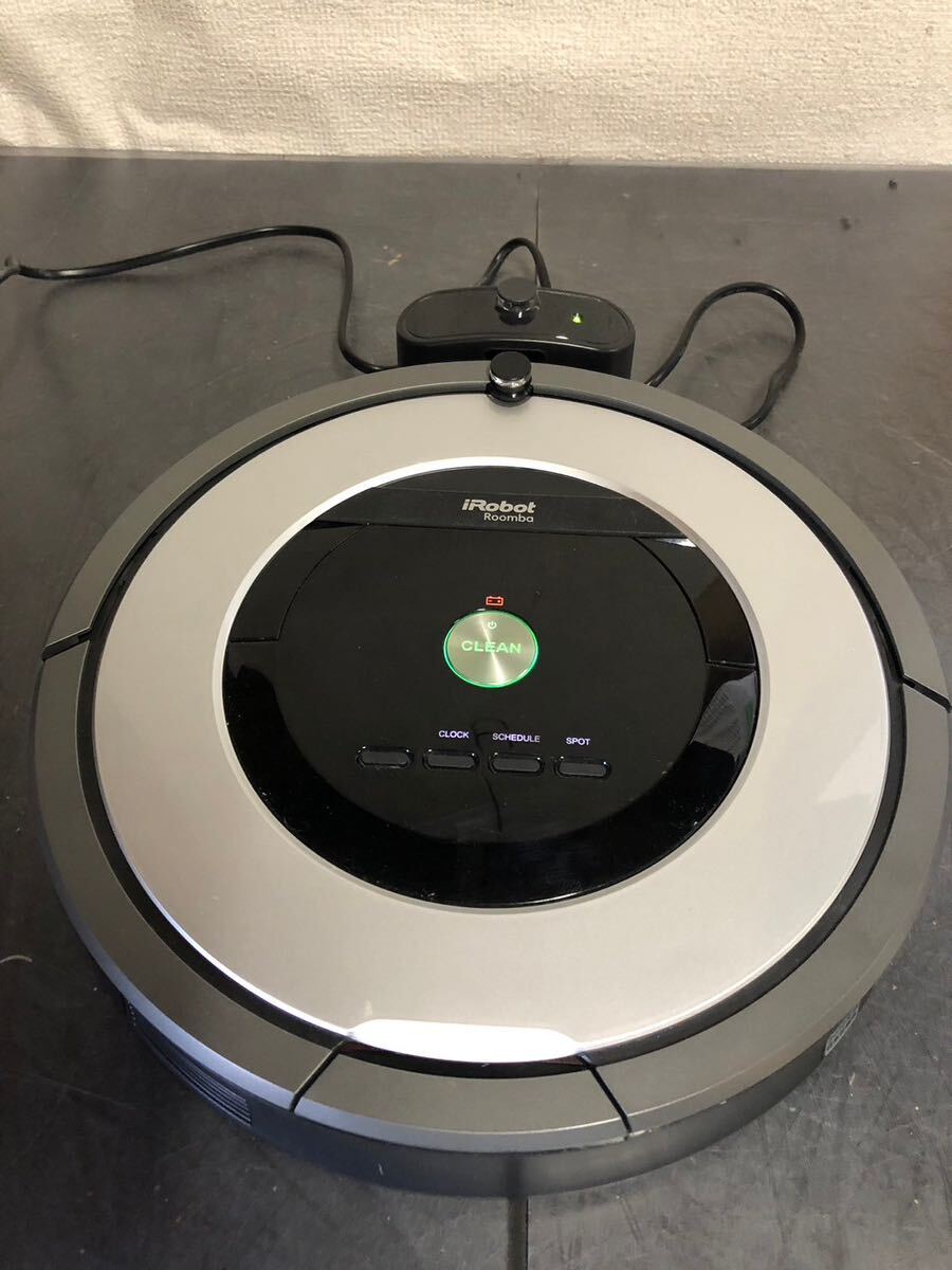 美品 iRobot アイロボット Roomba ルンバ Model Number 875Lite 800シリーズ 充電器 ロボット掃除機 家電 掃除 _画像4