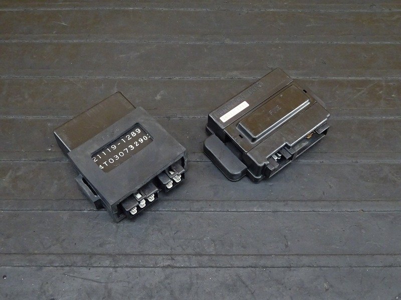 [240401]ZZR400(ZX400K-023)* CDI igniter 21119-1289 junction box fuse box 26021-1081 [ZZ-R400 K2 type 