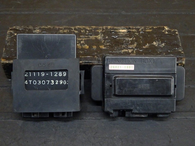 [240401]ZZR400(ZX400K-023)* CDI igniter 21119-1289 junction box fuse box 26021-1081 [ZZ-R400 K2 type 