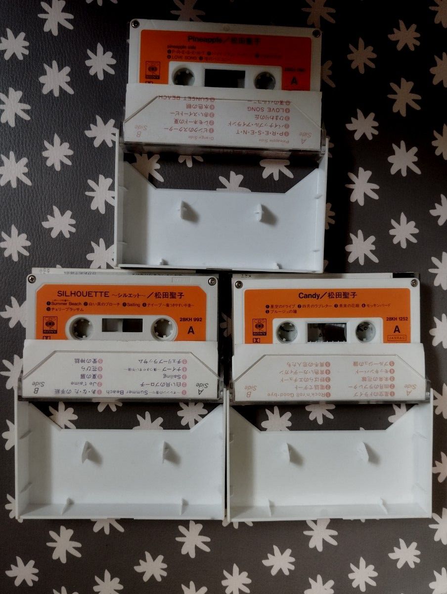 松田聖子 カセットテープ パイナップル キャンディ シルエット アルバム 3巻セット 歌詞カード付