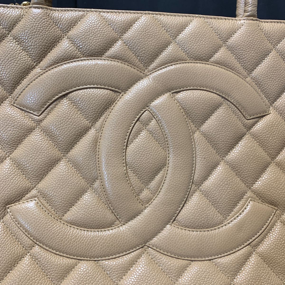 CHANEL シャネル 復刻トート キャビアスキン ベージュ ココマーク トートバッグ マトラッセ ハンドバッグ ゴールド金具 _画像5