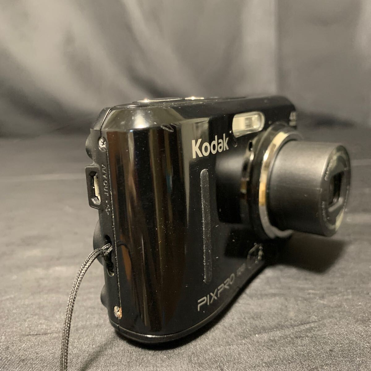 Kodak PIXPRO FZ43 ブラック コンパクトデジタルカメラ 動作確認済み 乾電池式 コダック デジカメ 単三電池駆動 _画像3