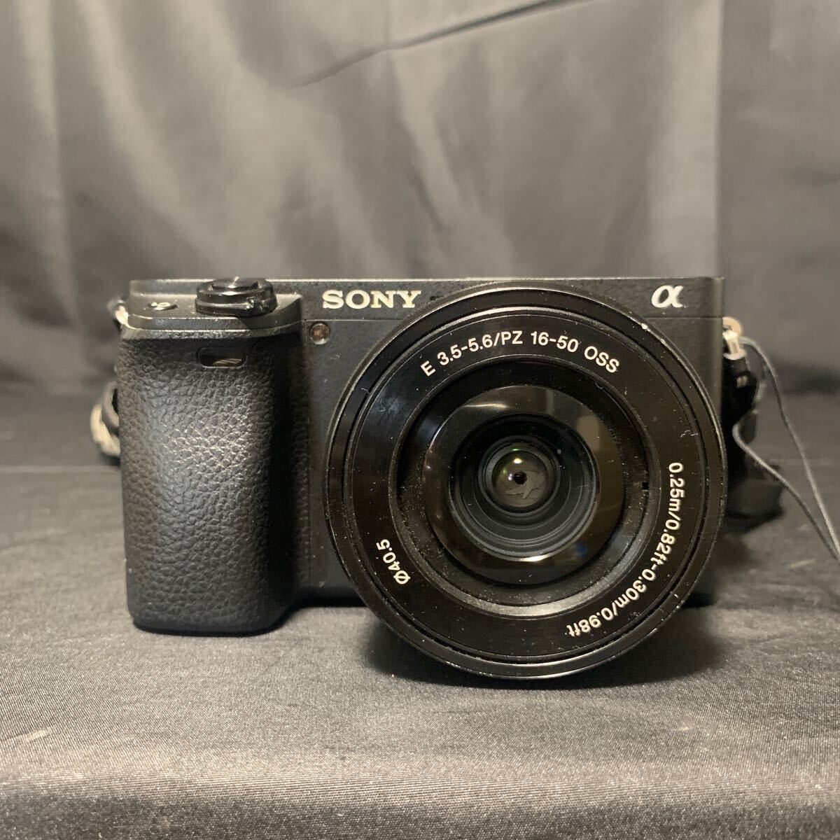 SONY α6400 WW715296 ブラック ミラーレス デジタル一眼カメラ 動作未確認 E 3.5-5.6 PZ 16-50 OSS ボディ レンズ ソニー SELP1650の画像2