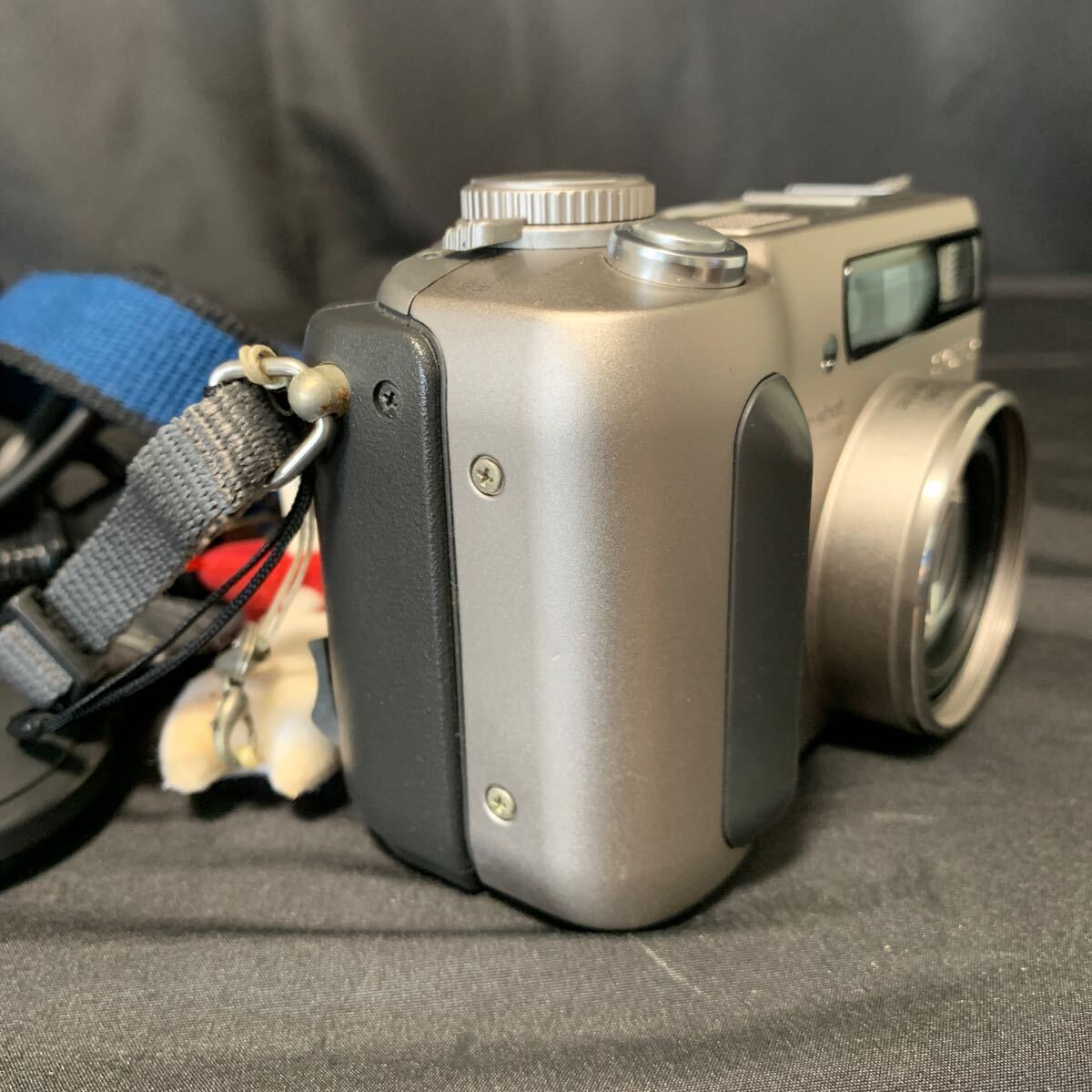 SONY Cyber-shot DSC-S75 コンパクトデジタルカメラ バッテリー1個 充電器 純正ケース 付き 動作確認済み ソニー デジカメ _画像3