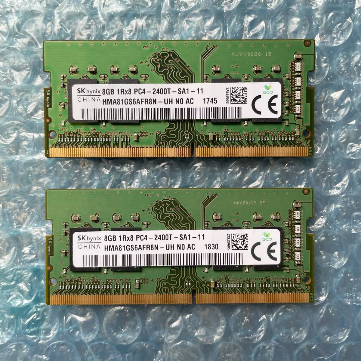 SKhynix 8GB×2枚 DDR4 PC4-2400T-SA1-11 中古 ノートPC用 メモリ 【NM-304】の画像1