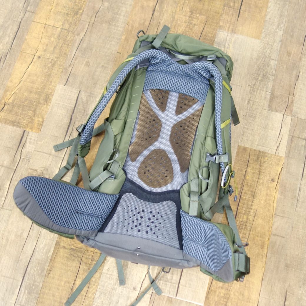 美品 オスプレー OSPREY kestrel 38 ケストレル グリーン バックパック ザック リュック 登山 トレッキング アウトドア cf04dm-rk26y05513_画像5